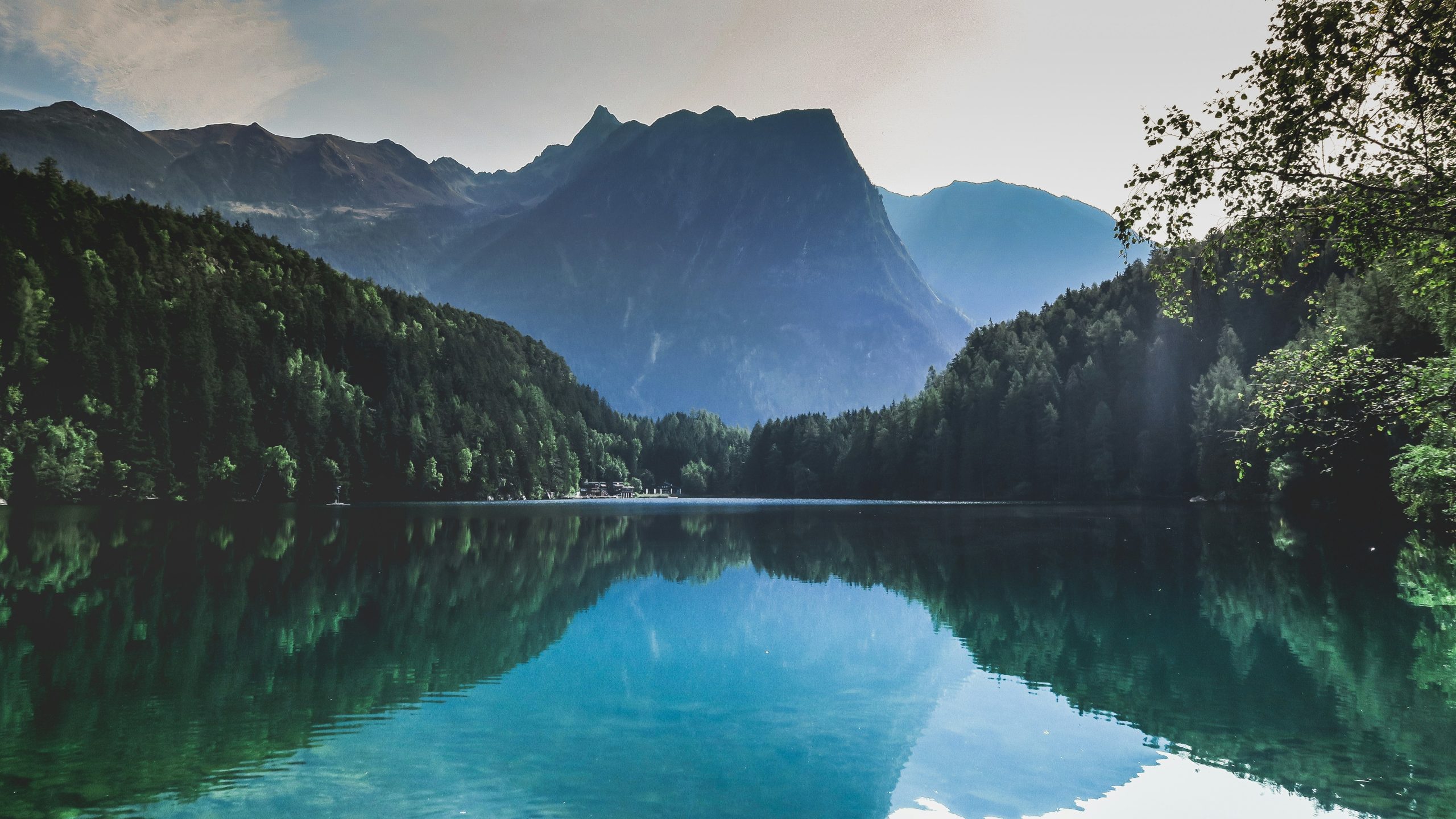 Homepage for Travel hiking cameras